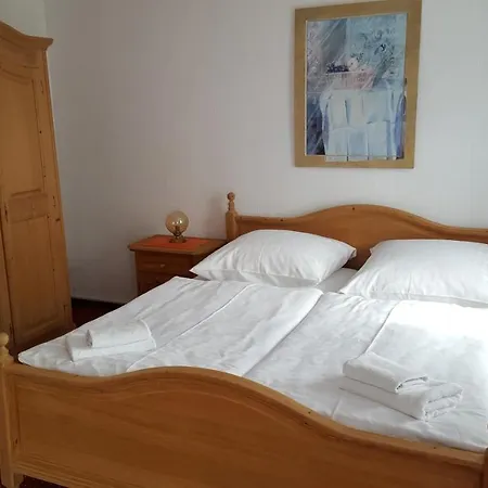 Hotel&restaurantwellin